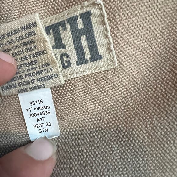 Duluth Trading Shorts Mens 42 CoolDry Fire Hose Summer Cargo Meas 42 x 10 - Picture 6 of 11